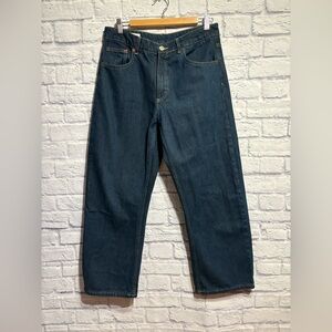 Zara Women’s Relaxed Ankle Jeans Size 8